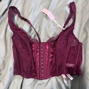 NEW WITH TAGS Victoria’s Secret corset bra top
